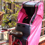 自転車チャイルドシートレインカバー|頭がぶつかり破れた…買い替えて大正解!